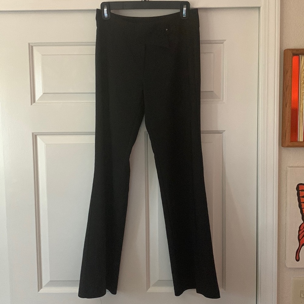 Boot-cut 🦋 low-rise  Black pants with cute clasp close
